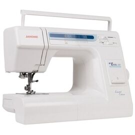  Швейная машина Comfort 2530 белый 